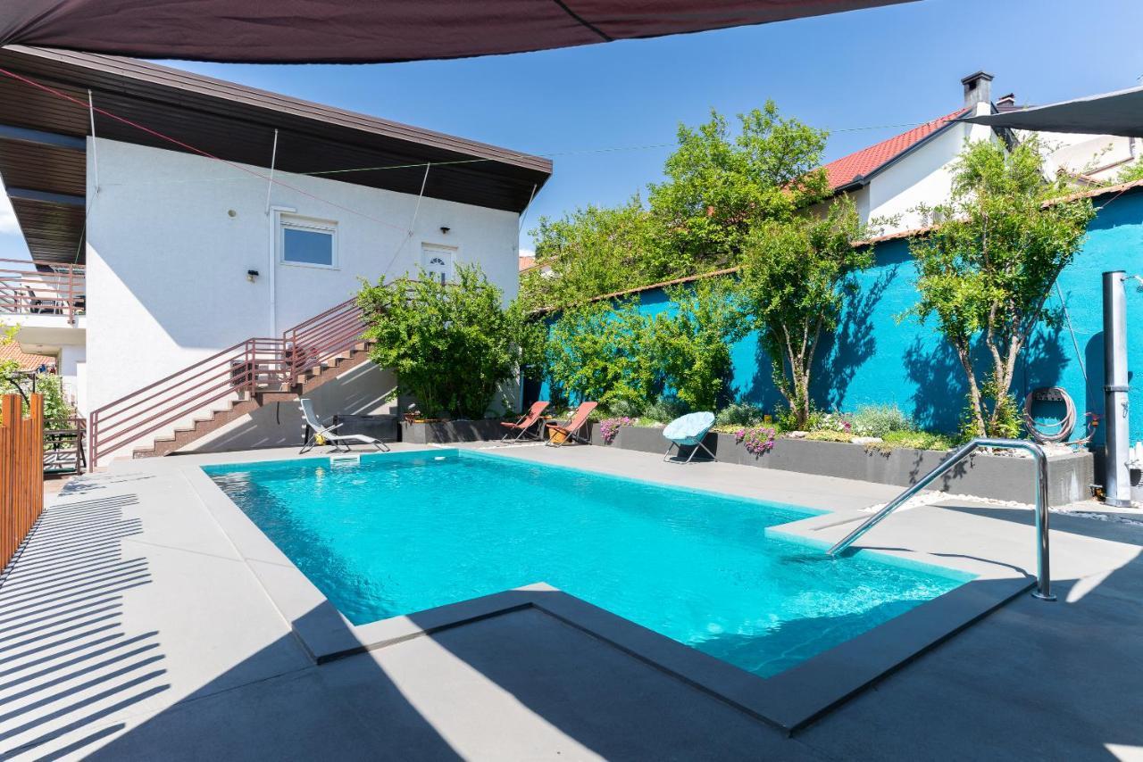 Pure Sky Apartments - With Pool Мостар Екстер'єр фото