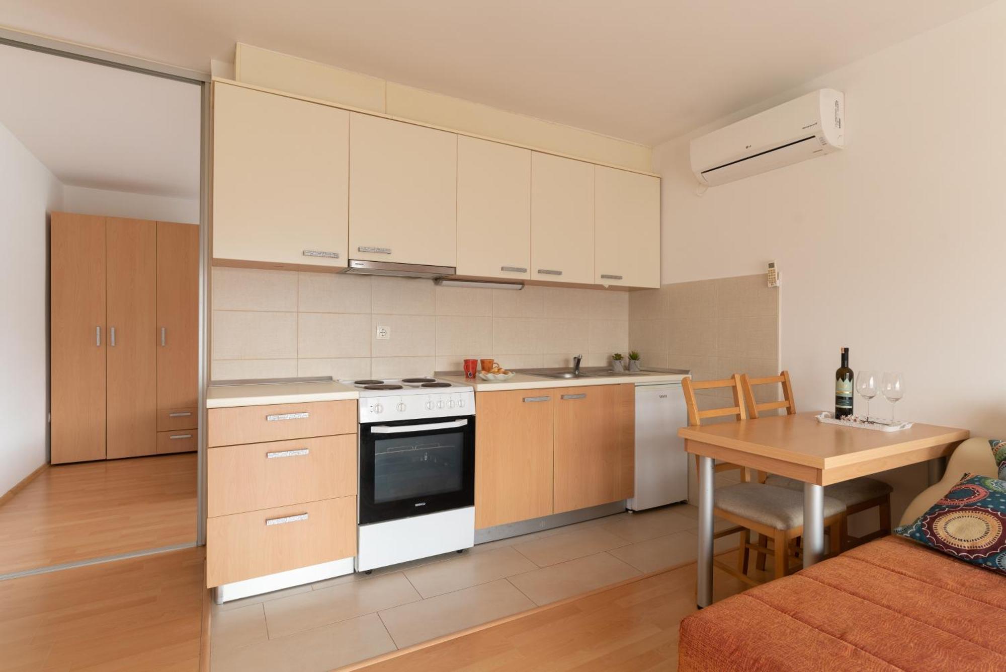 Pure Sky Apartments - With Pool Мостар Екстер'єр фото