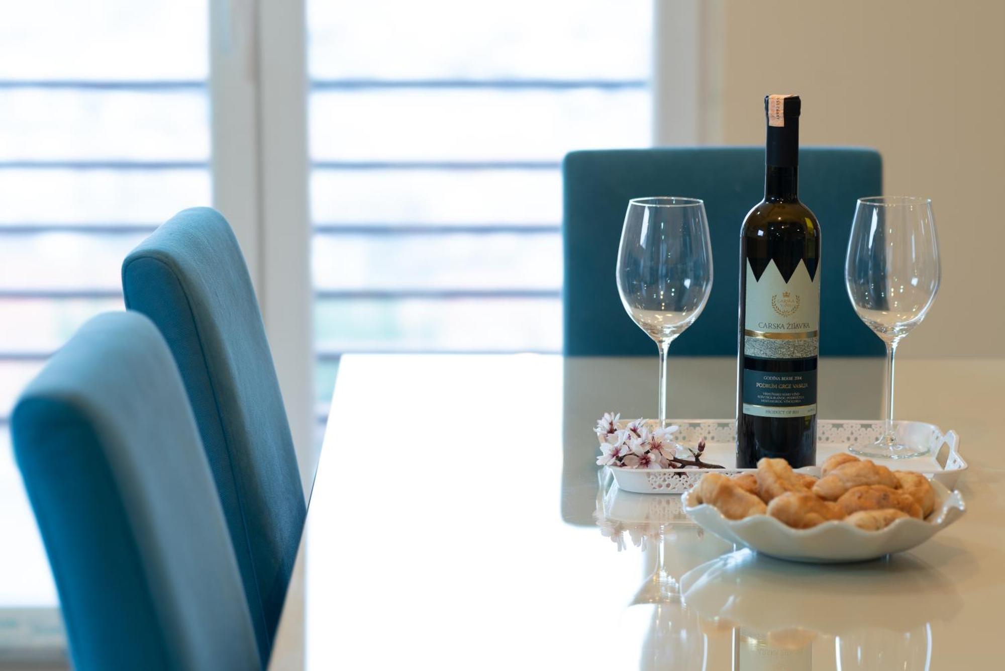Pure Sky Apartments - With Pool Мостар Екстер'єр фото