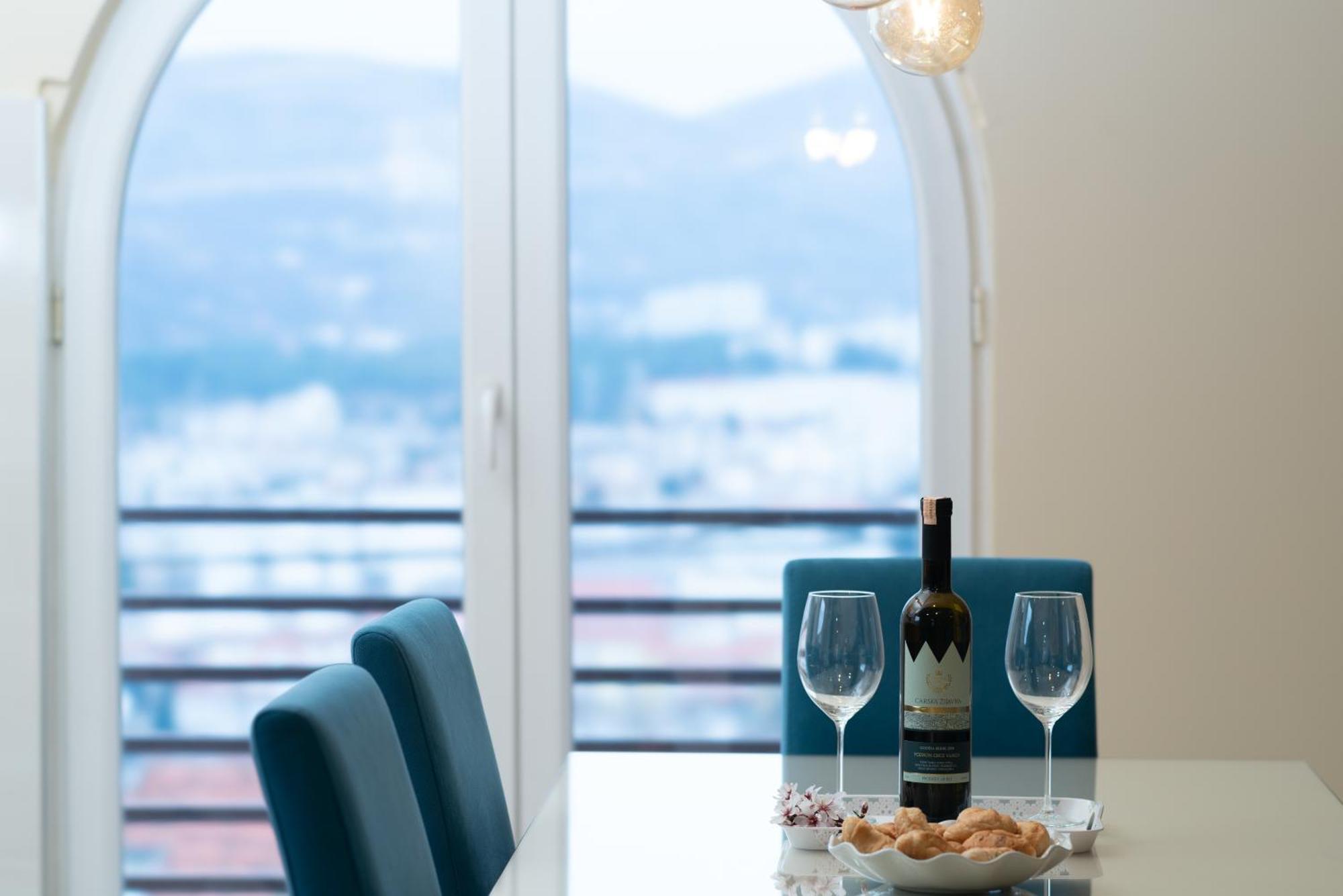 Pure Sky Apartments - With Pool Мостар Екстер'єр фото